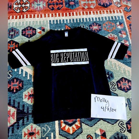 🐍🖤 RARE Taylor Swift Big Reputation Rep Era Sweater Tee Like New 🖤🐍 - Picture 1 of 3